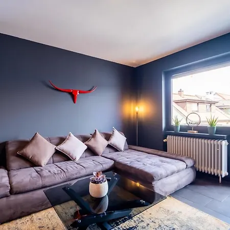 Fayence - Emma, Netflix, Wifi, Workspace アパート *